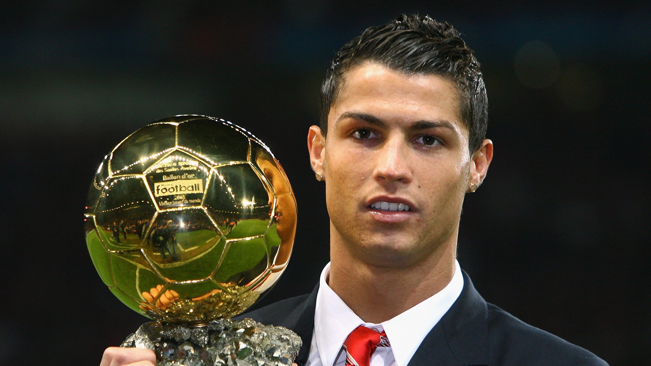 足球装备科技持续创新，足球装备科技持续创新的原因